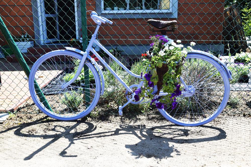 Personal injury lawyer assisting families after a fatal bike crash.