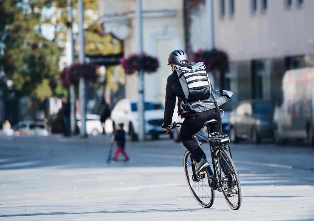 A Chicago bicycle commuter learning about safety laws and legal rights.